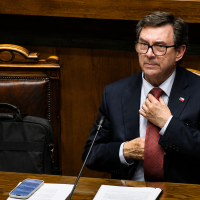 Barros y el Convenio 169: la «igualdad» para  quitar derechos. Primero el Wallmapu, después los trabajadores